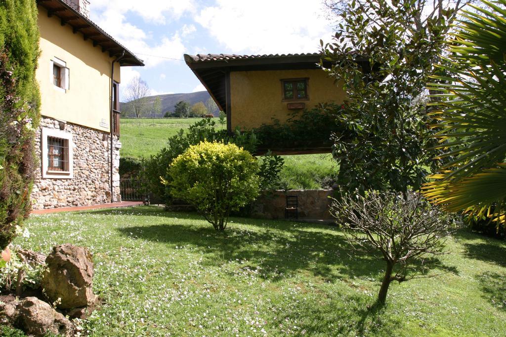 Hostal El Trebano Cardes  Exterior foto